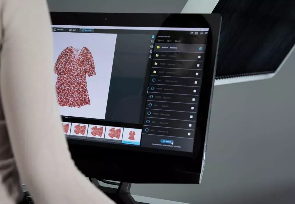 Abschließen und Veröffentlichen von Flat-Lay-Kleidungsfotos in der Software