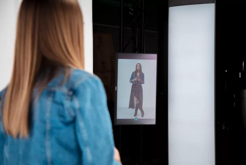 Volle Unterstützung für das Team im Fashion Studio