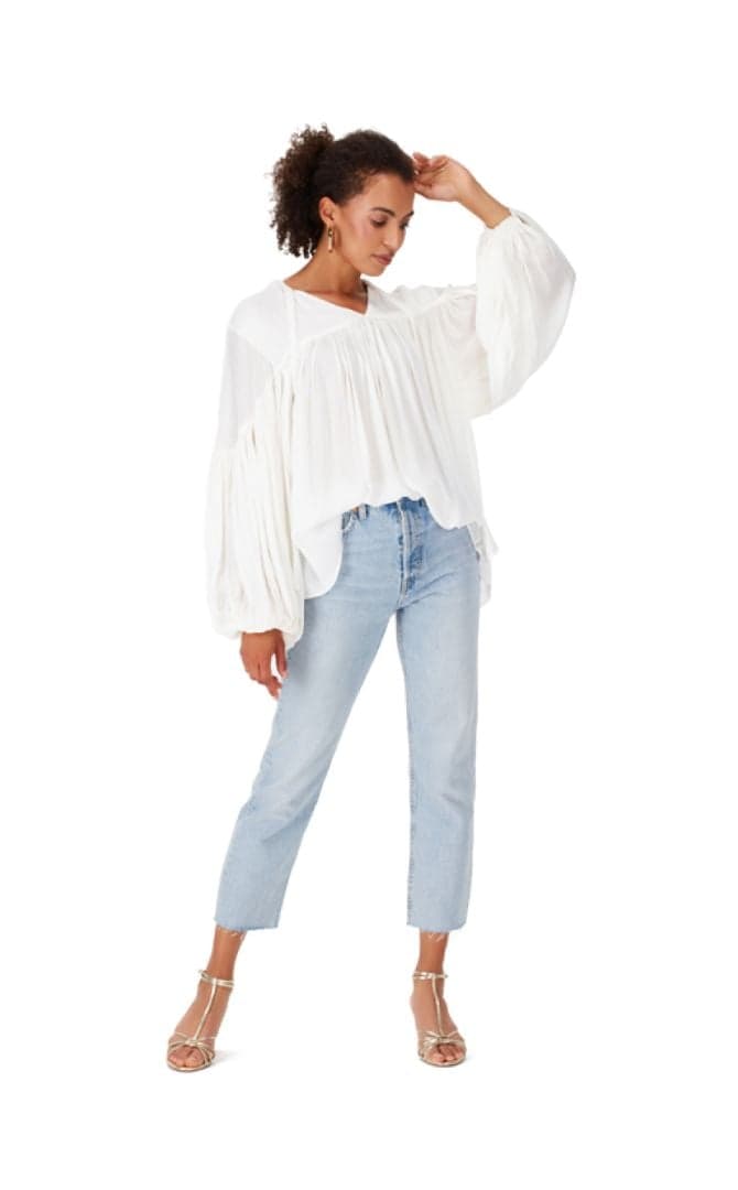 Video eines Fashion-Models in Jeans