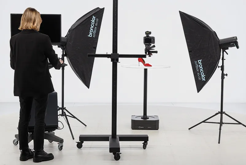 Orbitvu-Drehteller integriert in ein Fotostudio