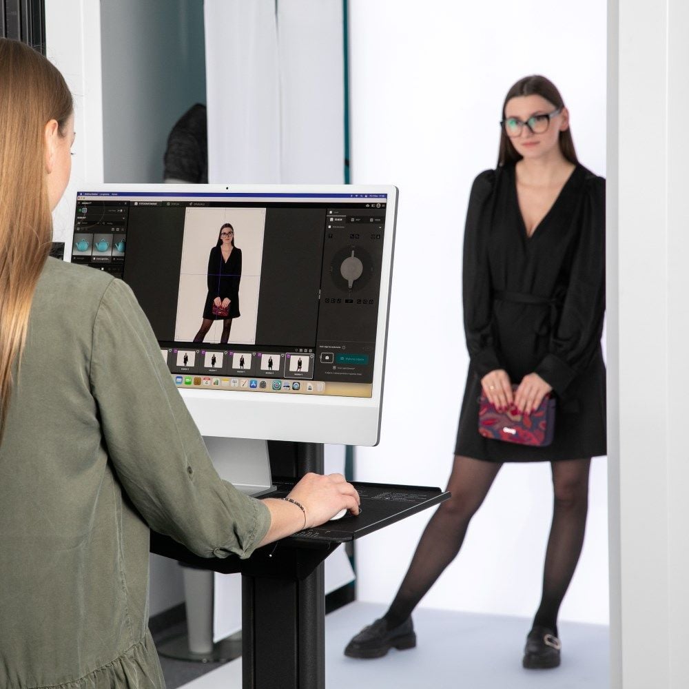 Live-View-Fotografie eines Fashion-Models für E-Commerce